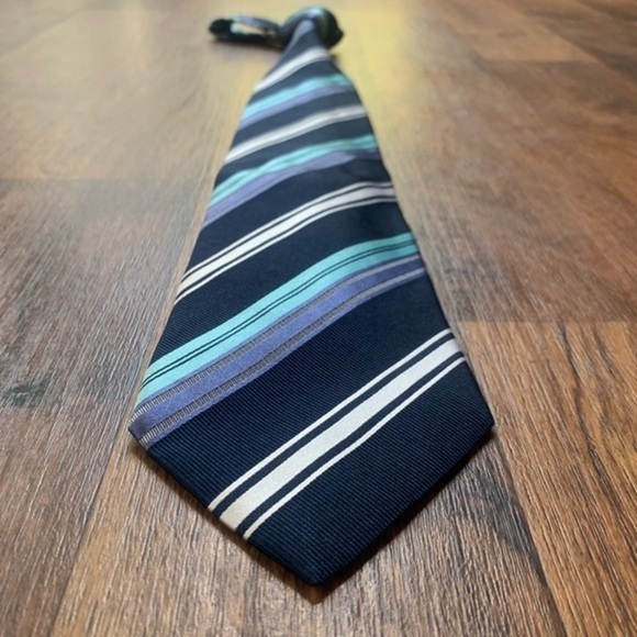 Giorgio Armani Recent Blue & Teal Striped Tie - Picture 7 of 8
